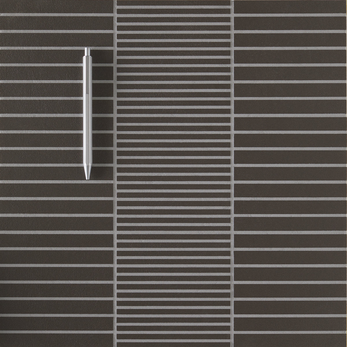 Fringe by Mutina: Bold Anthracite
