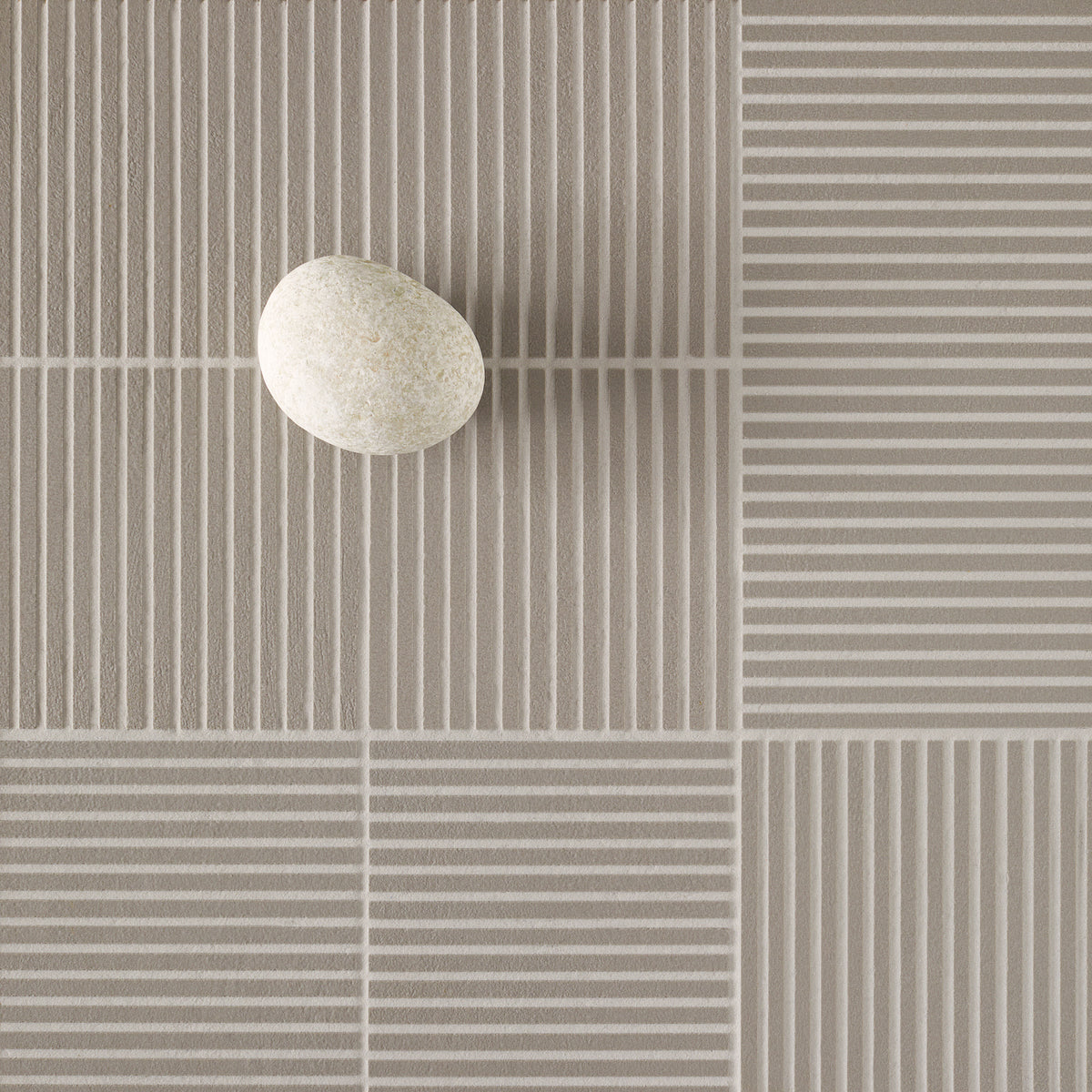 Fringe by Mutina: Thin Grey