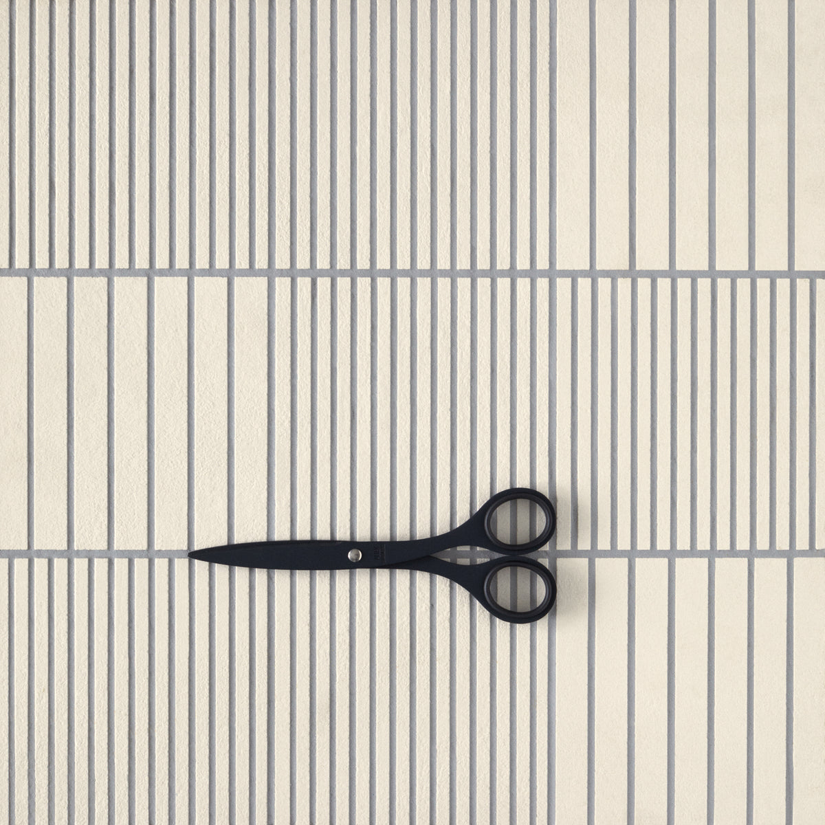 Fringe by Mutina: Bold White