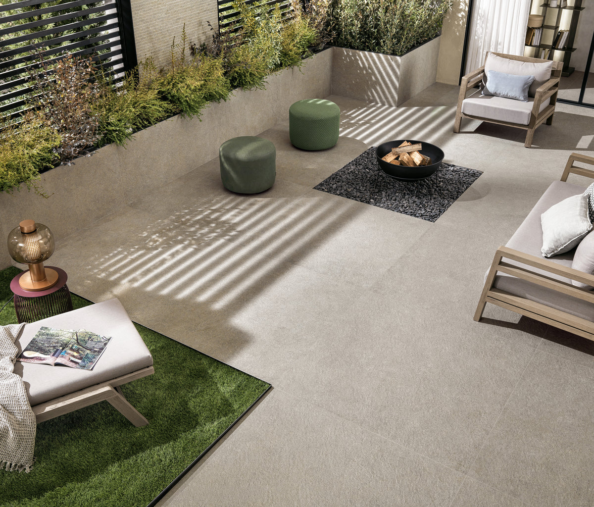 Ghiaia Elements: Grey Mineral