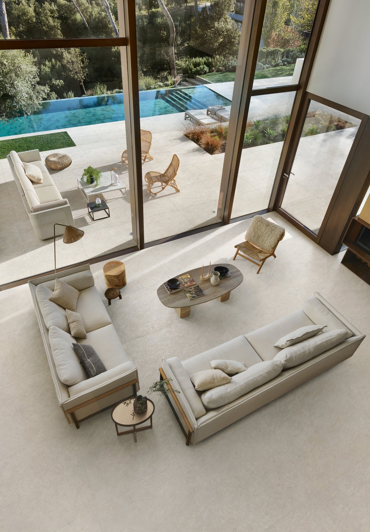 Ghiaia Elements: White Mineral