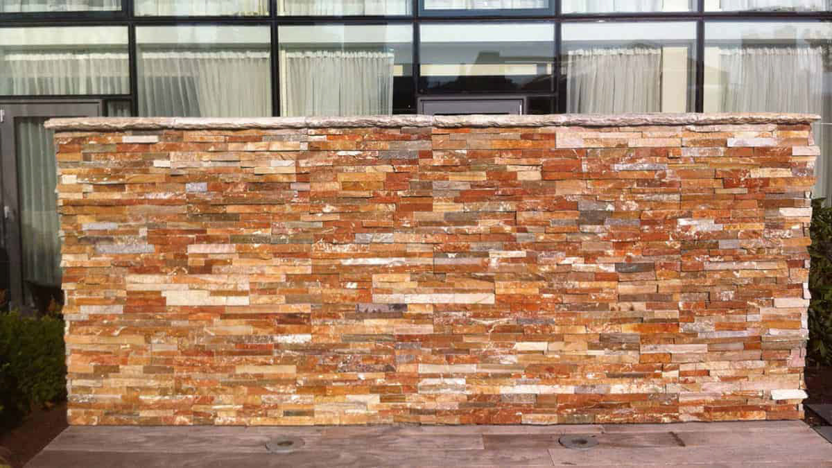 Ledgestone Panel: Mountain Rust